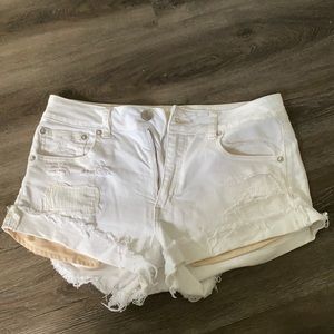 American Eagle High Rise Festival Shorts